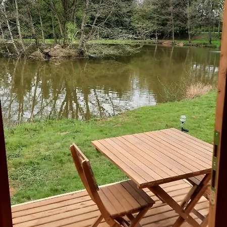 Luxusní stan Le Moulin D'harcy